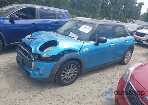 2016 Mini Hardtop Cooper S from USA, damaged, VIN WMWXU3C57G2B67241